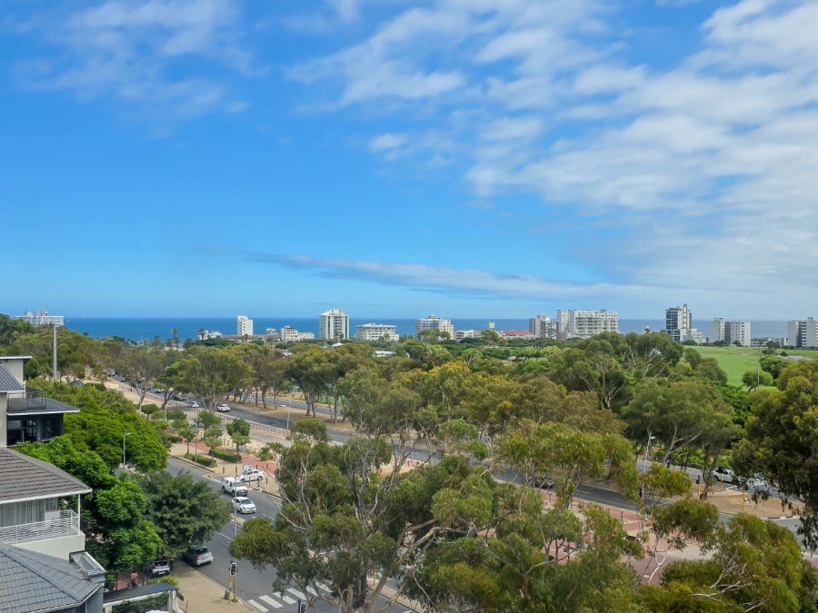 2 Bedroom Property for Sale in Green Point Western Cape